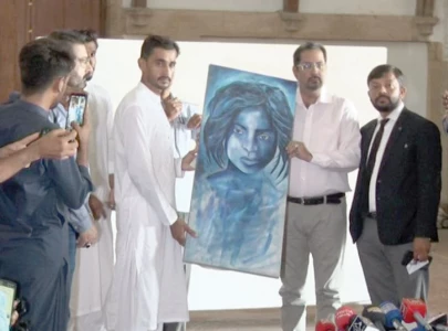saifi soomro gets back lost paintings