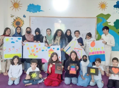 visual artist stirs hope with art therapy visual artist stirs hope with art therapy