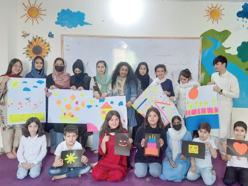 samina jamshed guides participants through exercises encouraging them to explore their inner worlds through creative expression at an event in toronto canada photo express