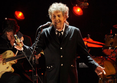 bob dylan announces first album of new music in 8 years