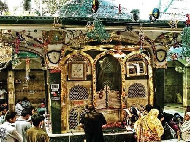 Officials penalised in Bibi Pak Daman Shrine inquiry