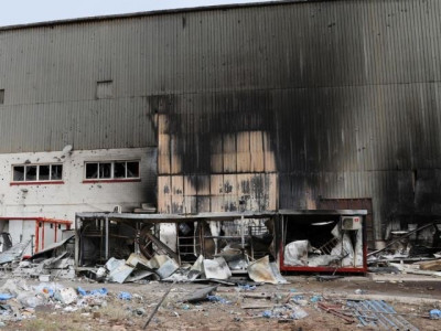 massive bombardment hits tripoli as water supplies threatened massive bombardment hits tripoli as water supplies threatened