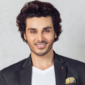 spare the cast of ertugrul at least ahsan khan lashes out