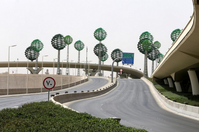 saudi arabia to introduce 24 hour daily curfew across the kingdom for eid holiday saudi arabia to introduce 24 hour daily curfew across the kingdom for eid holiday