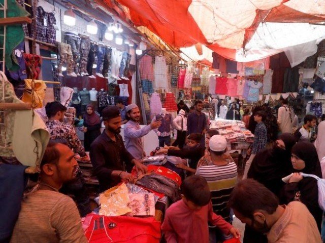 major markets sealed in karachi over violation of coronavirus sops