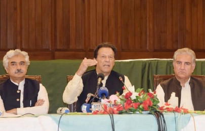 ecp decides to notify imran s win on 7 na seats ecp decides to notify imran s win on 7 na seats