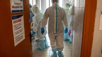 russian medics ask where putin s virus bonuses went russian medics ask where putin s virus bonuses went