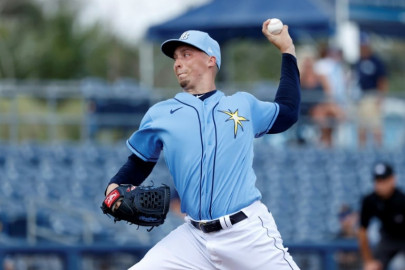 i won t risk my life and take pay cut mlb pitcher snell i won t risk my life and take pay cut mlb pitcher snell