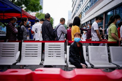 crowds at wuhan clinics fear coronavirus testing could rekindle disease crowds at wuhan clinics fear coronavirus testing could rekindle disease