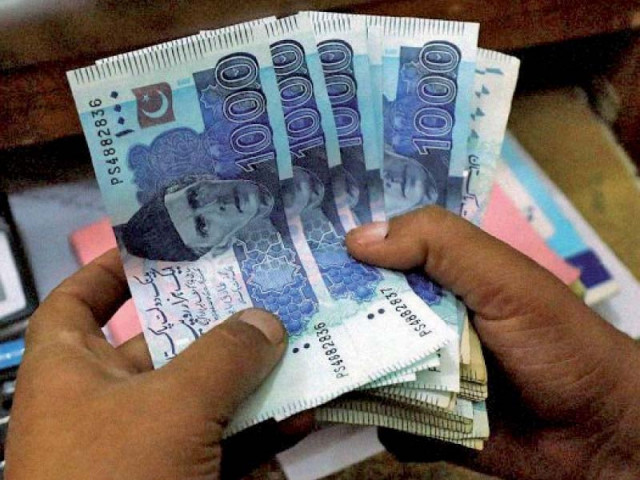 according to the nccpl banks and development financial institutions dfis have pulled out over rs8 72 billion from psx since july 2019 photo file