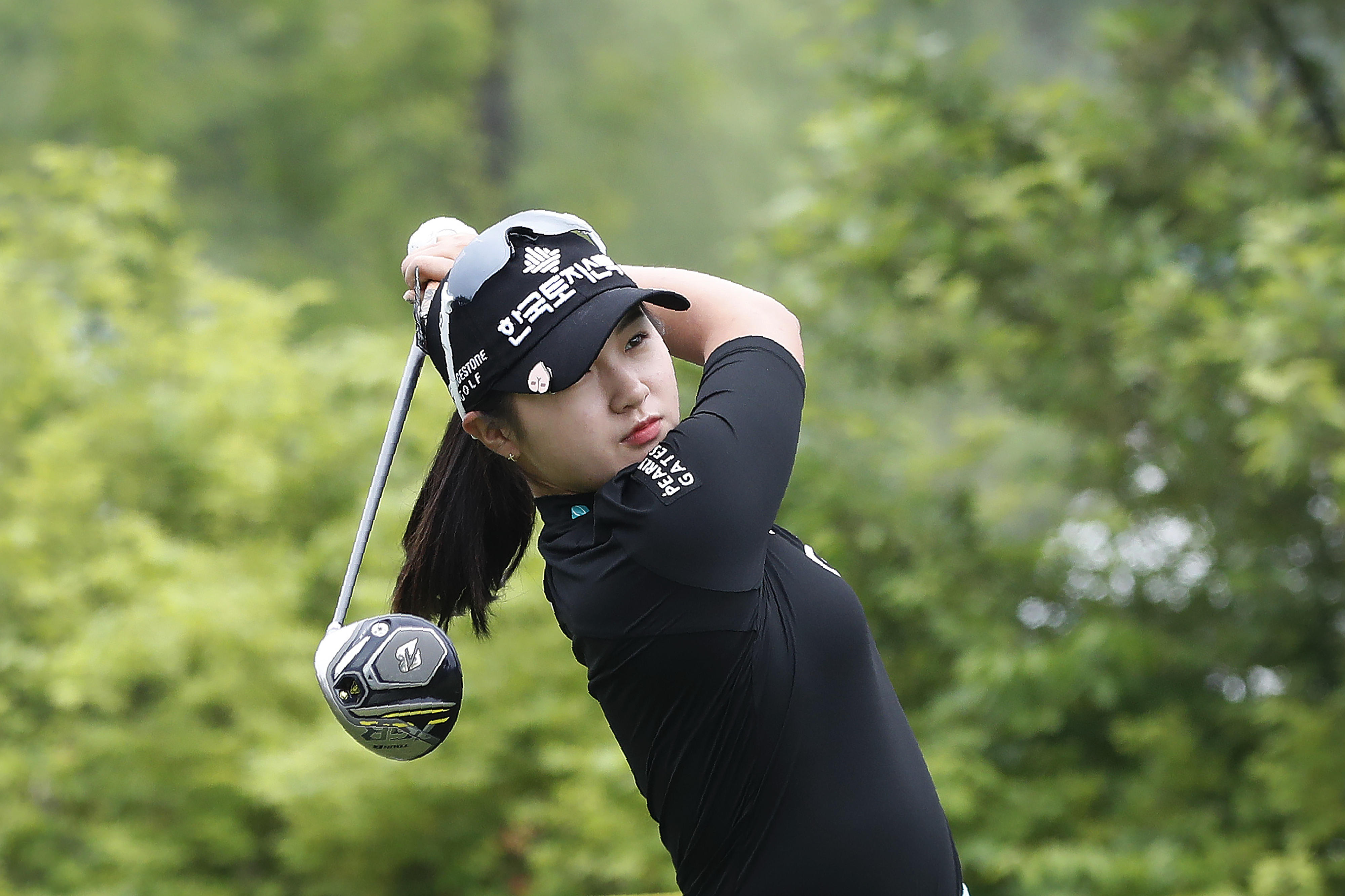 park signed off with a second successive round of 67 to erase a three shot deficit and triumph by one stroke in the tour 039 s first event since december photo afp