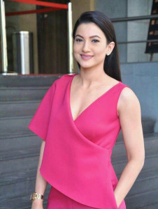 gauahar khan has firm belief that prayers can heal the world gauahar khan has firm belief that prayers can heal the world