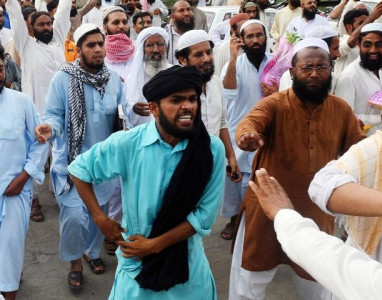 23 banned outfits barred from collecting donations during ramazan 23 banned outfits barred from collecting donations during ramazan