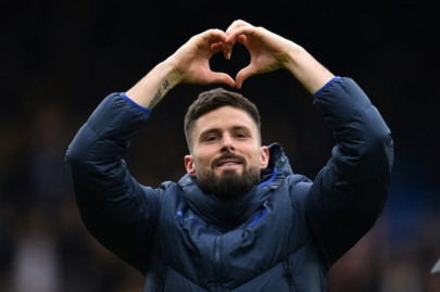 giroud caballero extend chelsea deals to 2021 giroud caballero extend chelsea deals to 2021