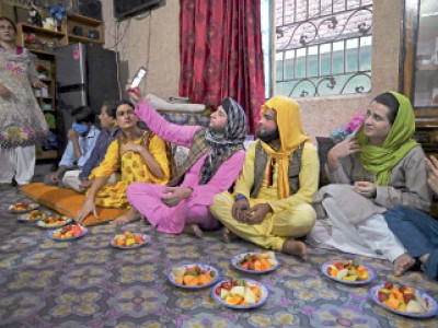 virus pushes transgender dancers out of homes