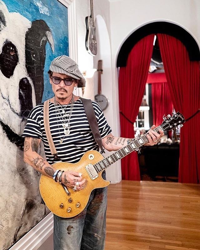 johnny depp completes painting after 14 years amid lockdown