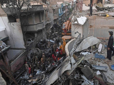 authorities yet to find cockpit voice recorder of crashed pia aircraft authorities yet to find cockpit voice recorder of crashed pia aircraft