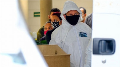 brazil reports over 1 000 virus deaths 16 000 cases