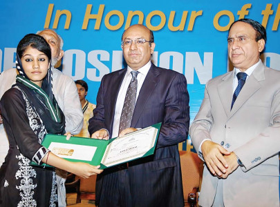 lahore board results 59 per cent succeed in secondary school exam