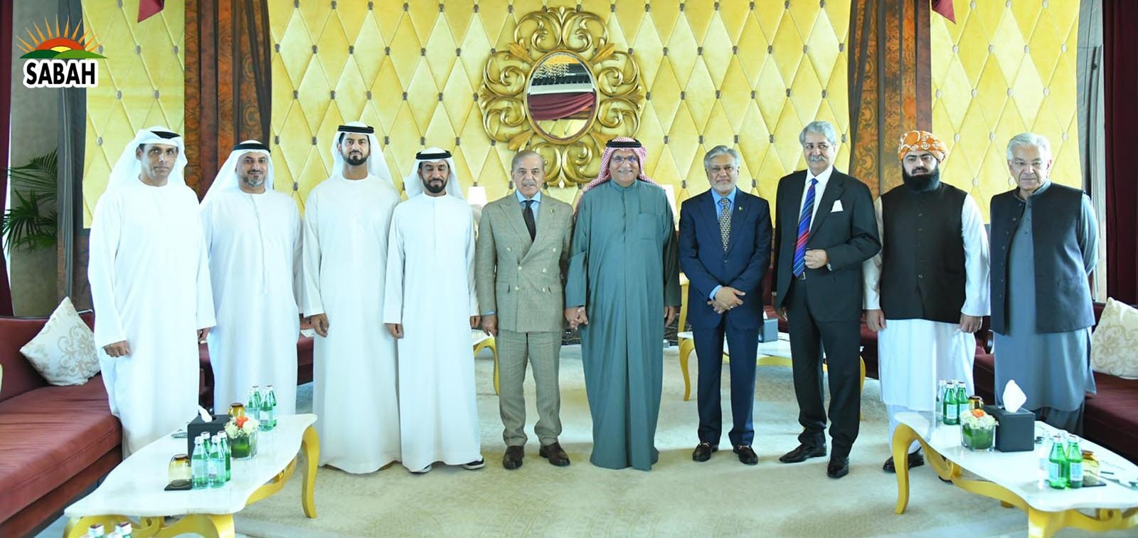 pm shehbaz sharif poses with the members of abu dhabi chamber of commerce photo sabah