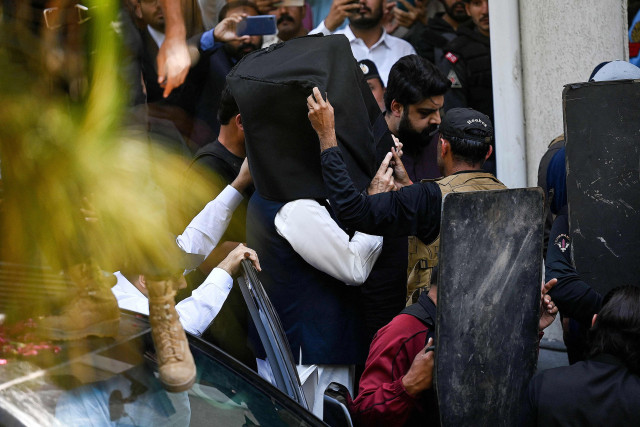 imran gets interim bail in seven cases imran gets interim bail in seven cases