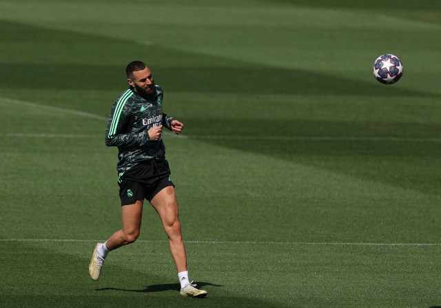 benzema hits the switch with madrid ready for chelsea benzema hits the switch with madrid ready for chelsea