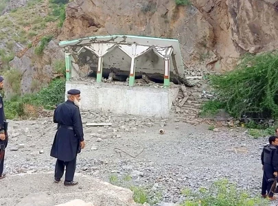 bomber targets mosque in khyber bomber targets mosque in khyber