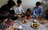 pakistan to let humanitarian aid into afghanistan