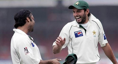 shared jokes to overcome pain afridi recalls 2006 test match against india shared jokes to overcome pain afridi recalls 2006 test match against india