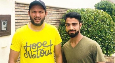 shahid afridi comes to aid of cricketer from indian occupied jammu and kashmir shahid afridi comes to aid of cricketer from indian occupied jammu and kashmir