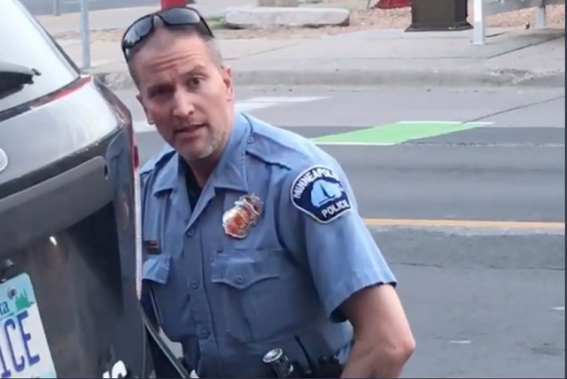 officer arrested was derek chauvin the policeman seen on a bystander s video kneeling on floyd photo twitter officer arrested was derek chauvin the policeman seen on a bystander s video kneeling on floyd photo twitter