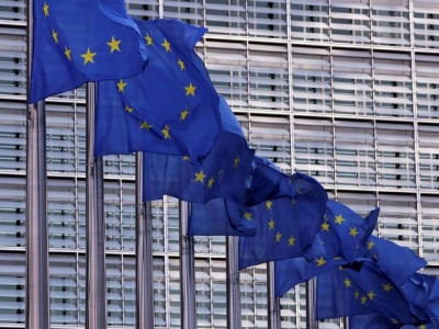 france britain germany regret us end to iran nuclear waivers france britain germany regret us end to iran nuclear waivers