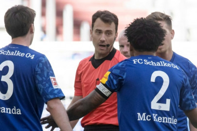 justice for george schalke s us footballer in armband protest