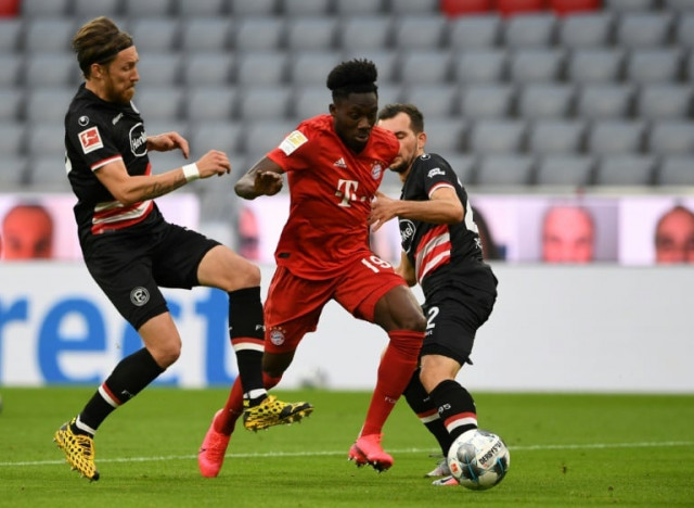 road runner davies dazzles as flick betters guardiola s bayern record road runner davies dazzles as flick betters guardiola s bayern record