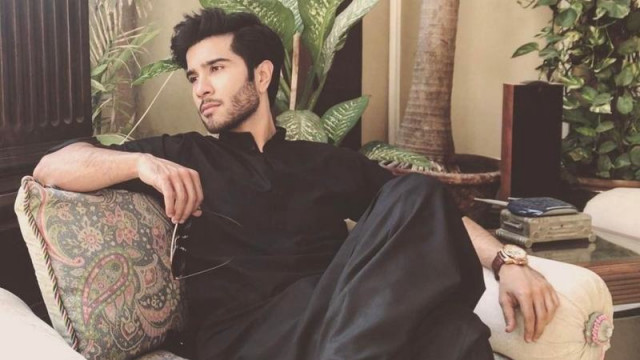 i am sure even syra has a billion options for her feroze khan i am sure even syra has a billion options for her feroze khan