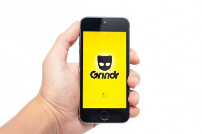 grindr to remove ethnicity filter from gay dating app