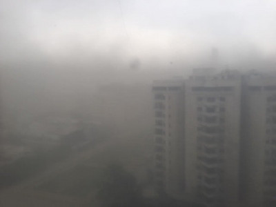 karachi dust storm leaves death destruction in its wake