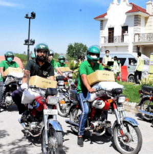 queen elizabeth honours pakistani volunteers with commonwealth award