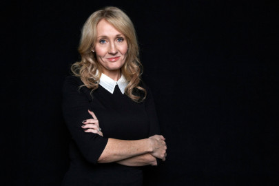 j k rowling in hot waters once again after transphobic remarks j k rowling in hot waters once again after transphobic remarks