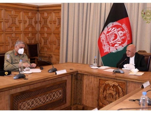 coas general qamar javed bajwa meets afghan president ashraf ghani in kabul photo twitter tolonews coas general qamar javed bajwa meets afghan president ashraf ghani in kabul photo twitter tolonews
