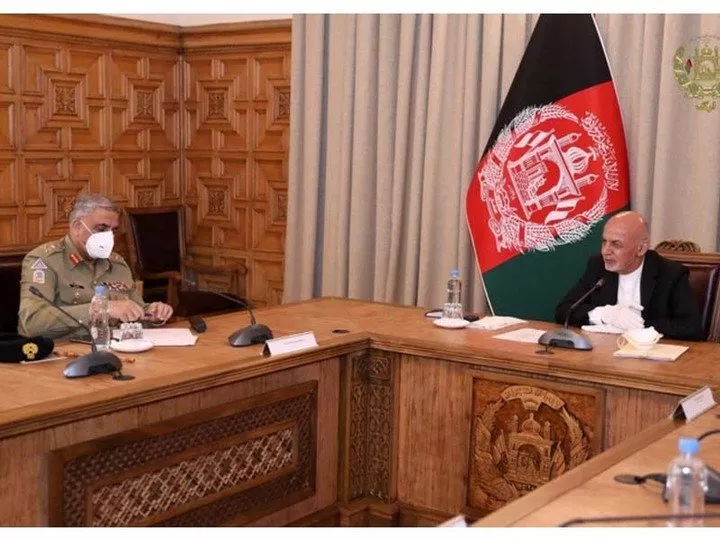 coas general qamar javed bajwa meets afghan president ashraf ghani in kabul photo twitter tolonews