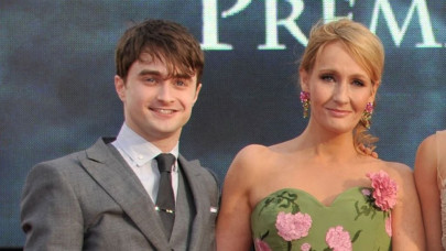 daniel radcliffe apologises for j k rowling s anti trans comments daniel radcliffe apologises for j k rowling s anti trans comments