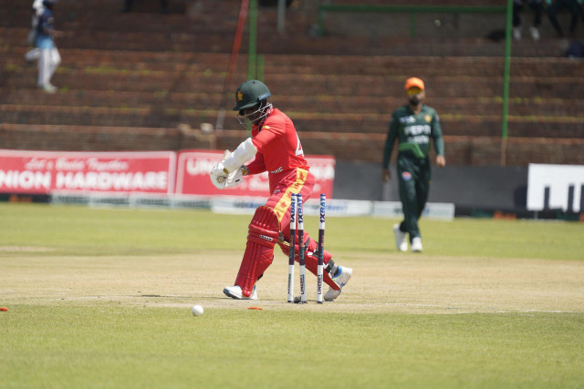 pakistan win series decider against zimbabwe by 99 runs