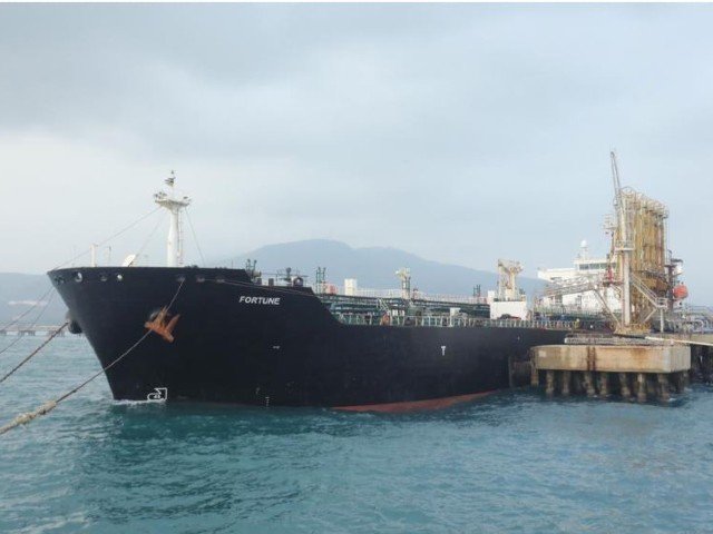 the iranian tanker ship quot fortune quot is seen at el palito refinery dock in puerto cabello venezuela may 25 2020 photo reuters file