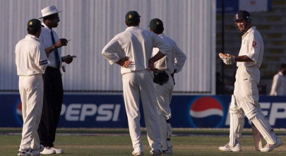 pakistanis were wasting time lloyd hussain recall 2000 karachi test pakistanis were wasting time lloyd hussain recall 2000 karachi test