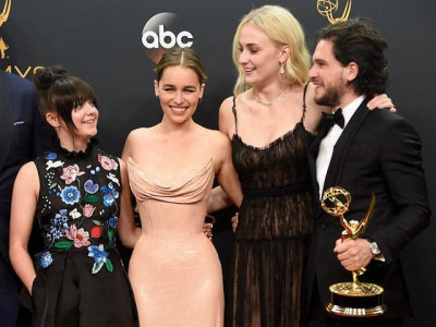 emmy awards to go ahead in september as planned amid covid 19 emmy awards to go ahead in september as planned amid covid 19