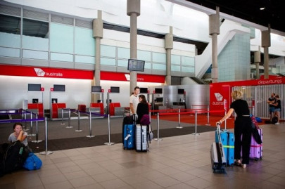 australia says borders likely to stay closed until 2021 australia says borders likely to stay closed until 2021