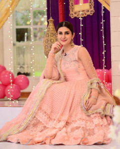 celebs pour in birthday wishes for kubra khan as she turns 27 celebs pour in birthday wishes for kubra khan as she turns 27