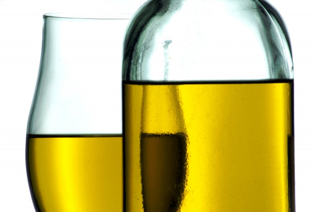 govt raises edible oil prices by 18 govt raises edible oil prices by 18