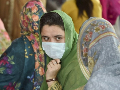 live pakistan partially resumes international flights as covid 19 tally rises to 183 362